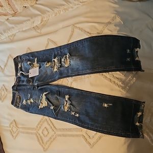 NWT Distressed jeans!